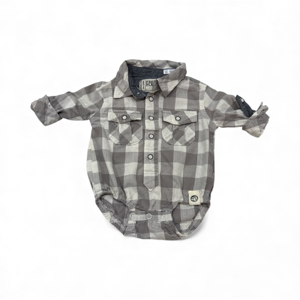 FREE PLANET Baby Plaid Button-Up Bodysuit – Size 0–3 Months